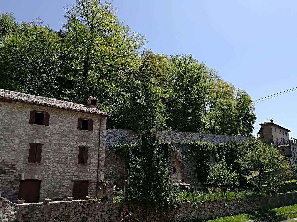 Civico 10 Hotel Gubbio Kültér fotó